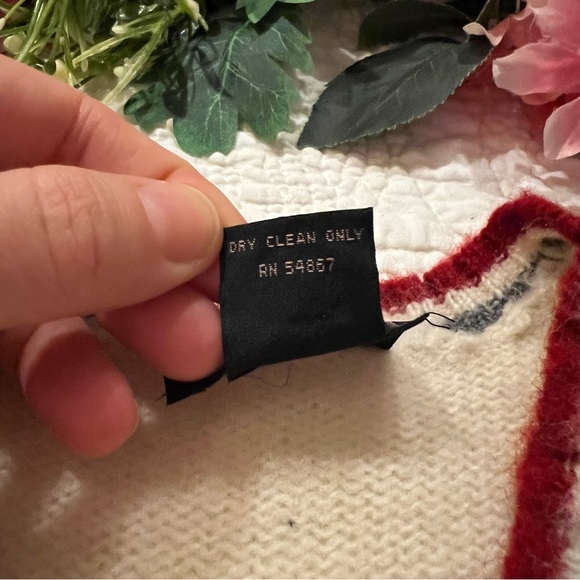 Vintage Abercrombie Wool Sweater Vest - Picture 11 of 13